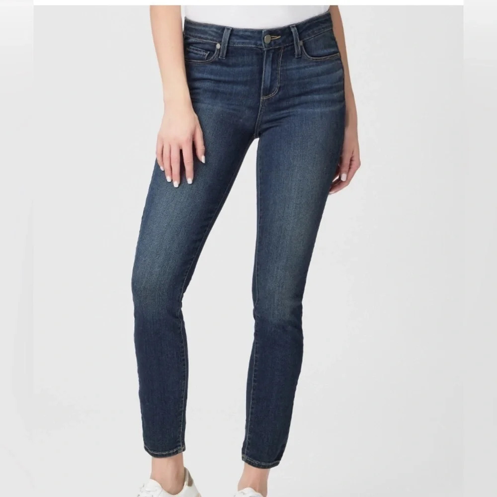 Paige Jeans Verdugo Ankle Cut Blue Jeans